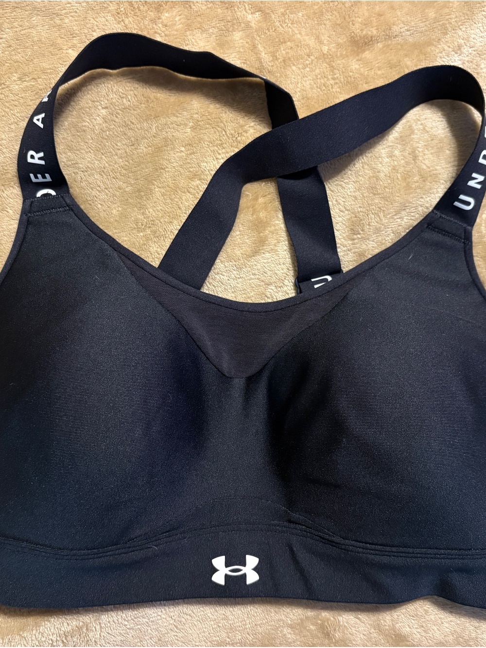 #100 - MUST GO! Under Armour Women's Black Molded Cup Sports Bra - Medium